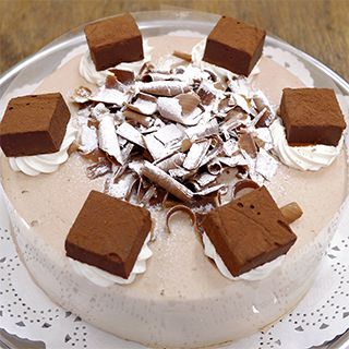 ミルクチョコのケーキ