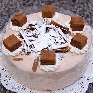 ミルクチョコのケーキ